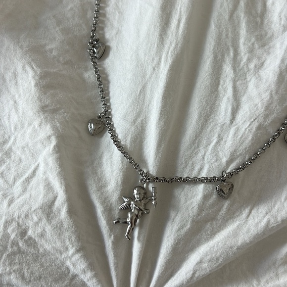 Cupid Angel silver heart necklace - Picture 3 of 3